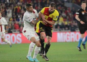 Samsunspor’un 20 maçlık yenilmezlik serisi İzmir’de son buldu