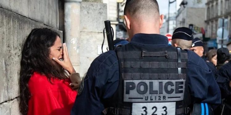 Paris’te Filistin yürüyüşüne polisten sert müdahale!